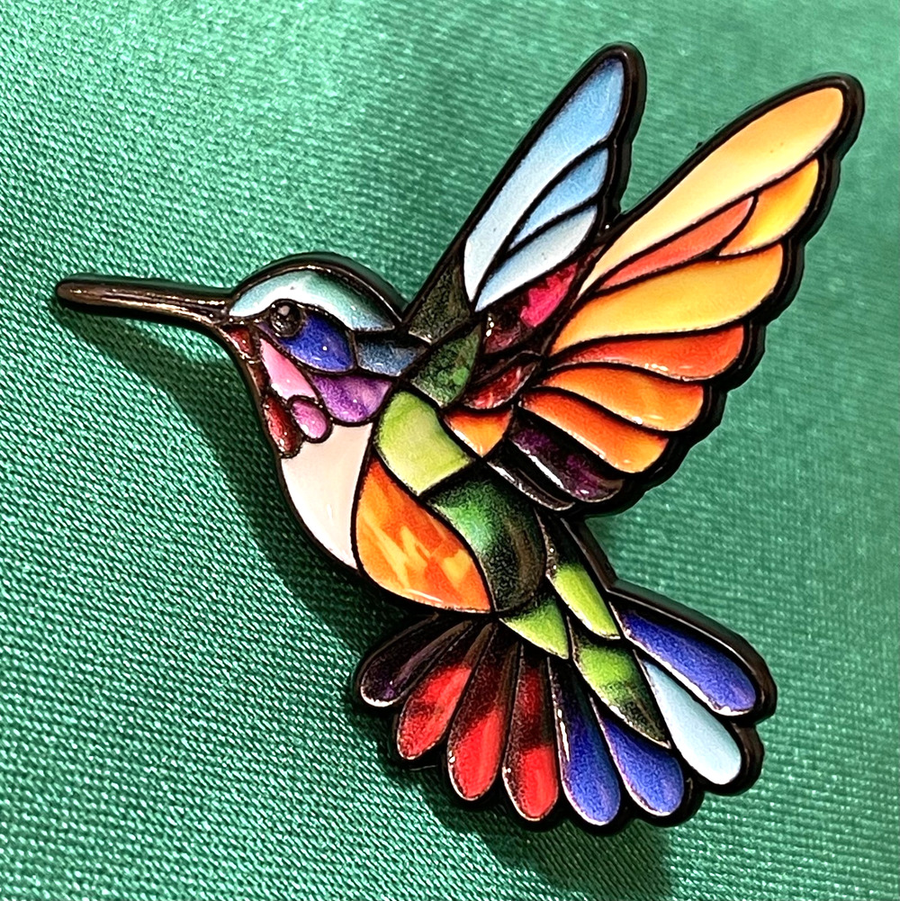 NWOT Hummingbird Brooch Lapel Pin Enamel Multicolor Bird In Flight Flying
